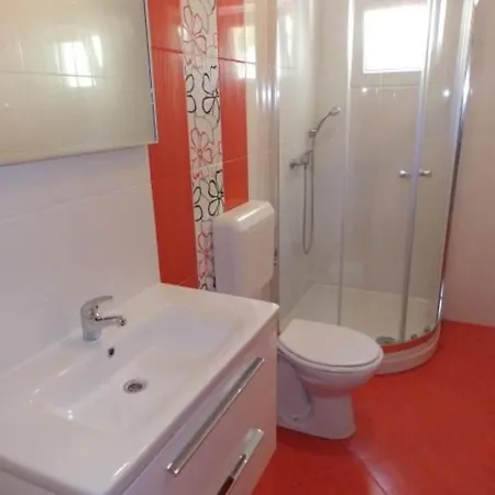 Jagoda - Two Bedroom A2 Apartament Rab Town