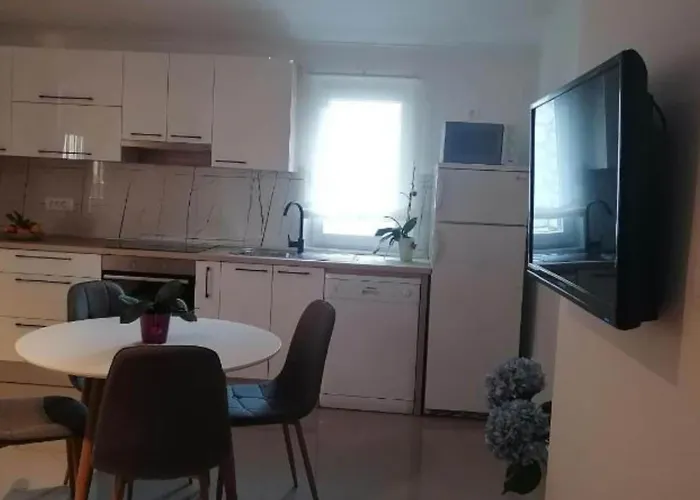Jagoda - Two Bedroom A2 Apartament